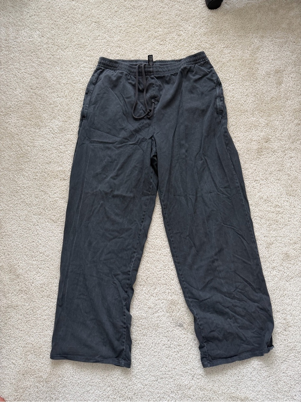 Skims outdoor Black baggy pants
